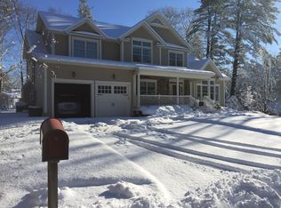 7 Skunk Hollow Rd, Huntington, NY 11743