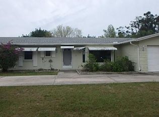 2 Oakland Hills Rd, Rotonda West, FL 33947