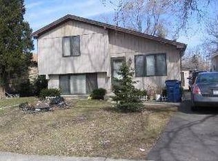 1109 Medinah St, Bensenville, IL 60106