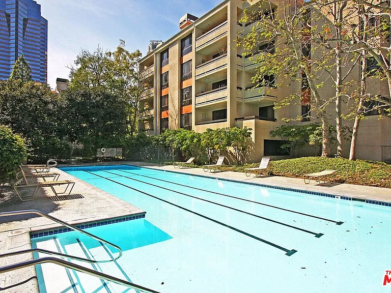 2142 Century Park Ln #102 — Photo 33