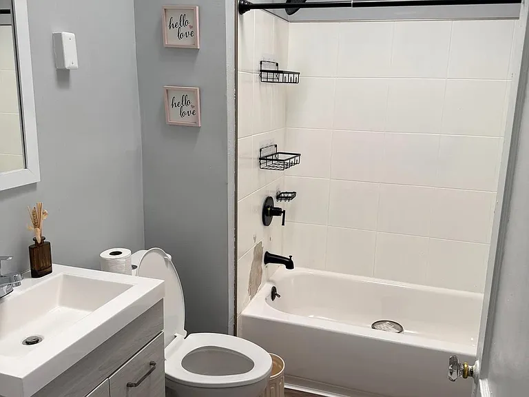 7609 Torresdale Ave — Photo 10