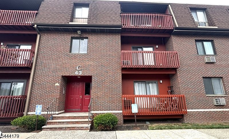 1st image of 666 Mill St BLDG 43 #C4