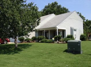 3700 Bridle Path Ln, Suffolk, VA 23435