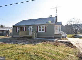 131 Oak Grove Rd, Pine Grove, PA 17963