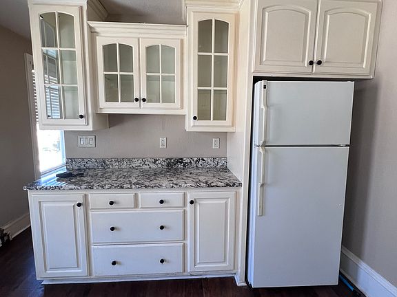 2nd image of 717 National Ave #713