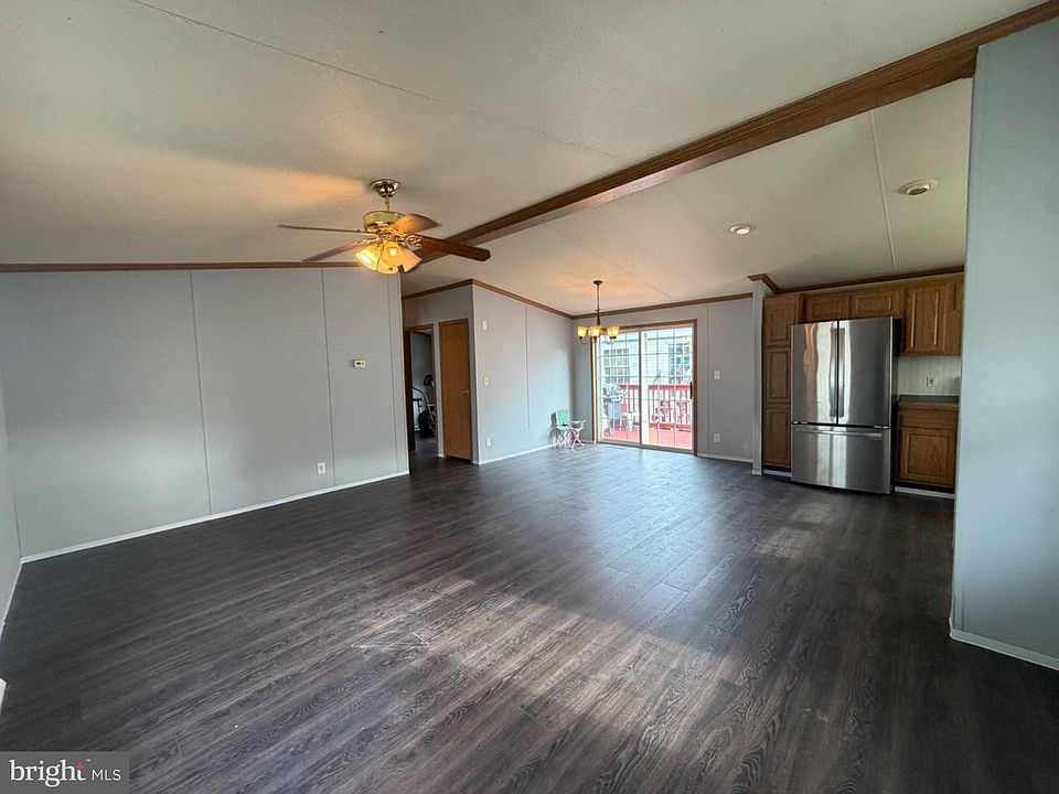 1st image of 3410 Honeysuckle Ln
