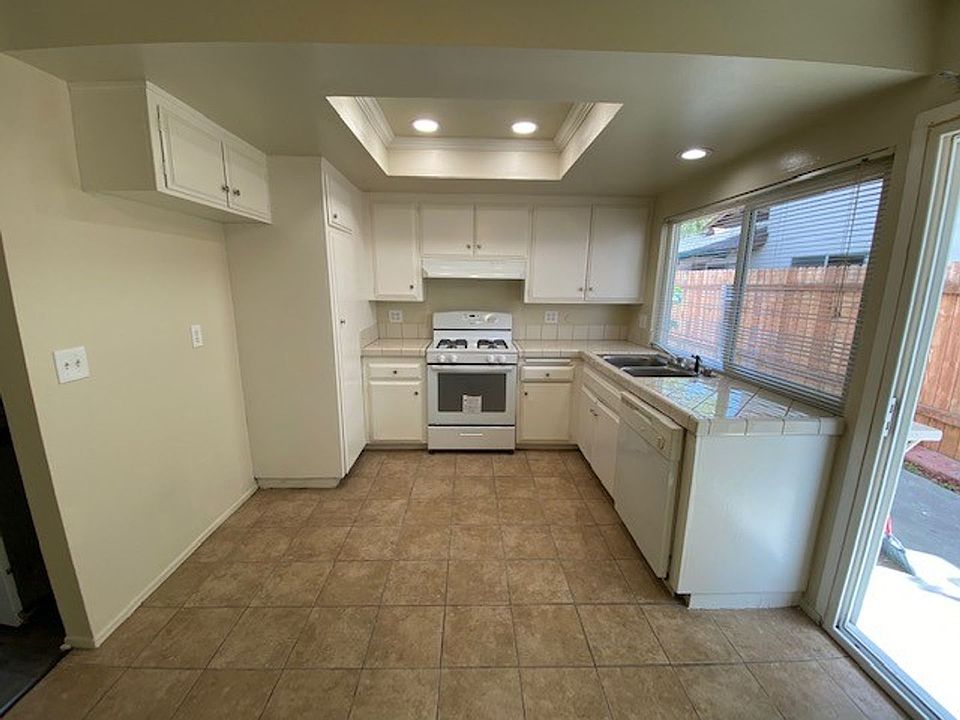 1st image of 2738 W Keller Ave APT 2
