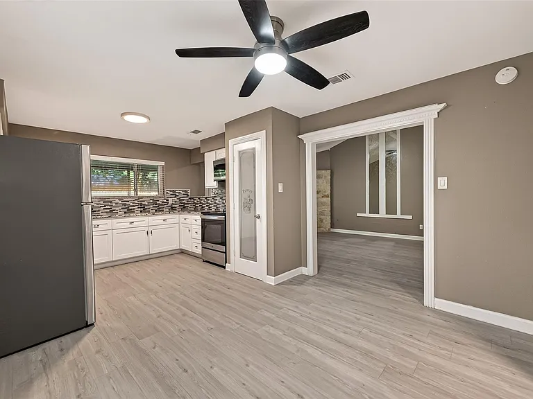 7338 Cornwall Bridge Ln — Photo 13