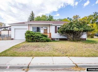 428 Bramwell St, Green River, WY 82935