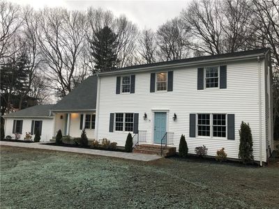 75 Deerfield Dr, East Greenwich, RI, 02818