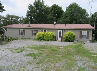 770 Ridge Dr, Cadiz, KY 42211