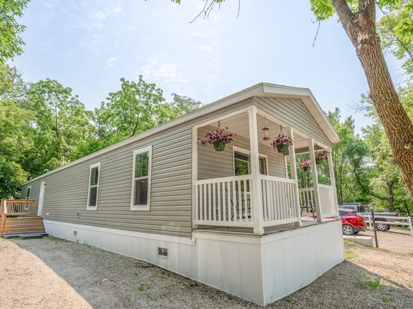 8170 N Shore Dr, Spicer, MN 56288