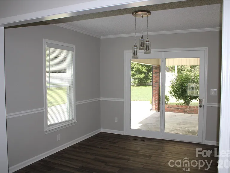 2212 Crosswinds Ct — Photo 8