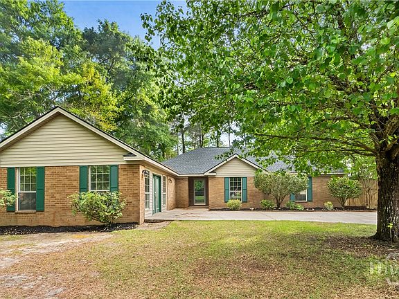 3rd image of 114 Bradford Drive