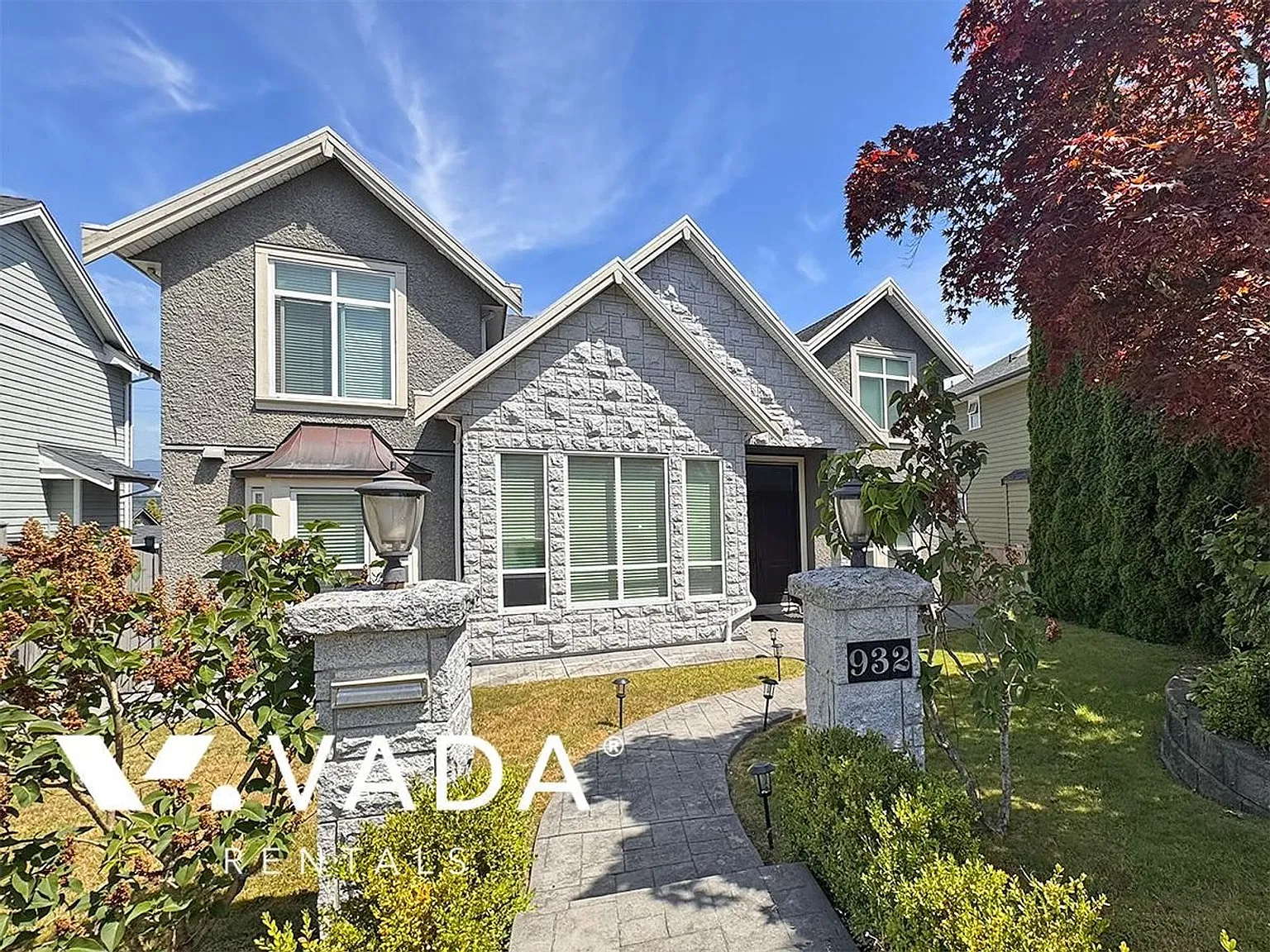 932 Chestnut Street New Westminster — Photo 2