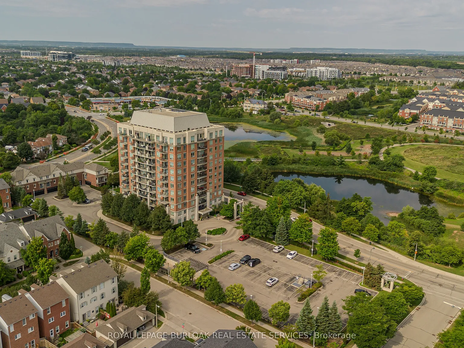 2 bed, $2,800 — Photo 1