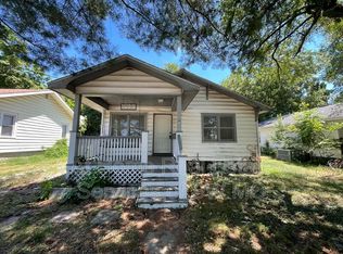 1038 S Stewart Ave, Springfield, MO 65804