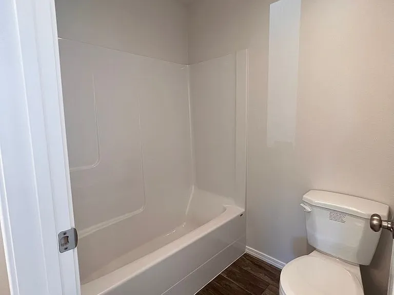 1416 S Madison St — Photo 9