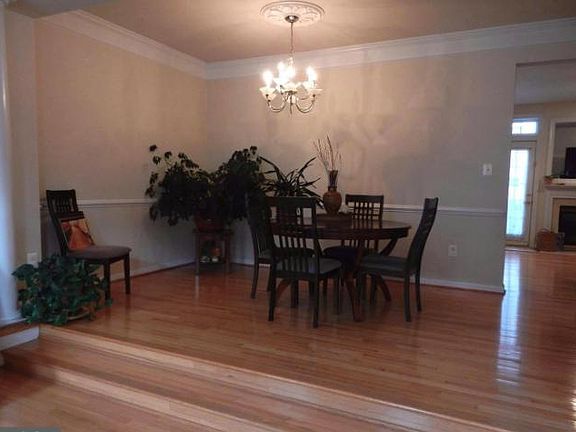 3rd image of 2822 Laura Gae Cir