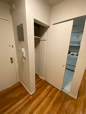 Rented by Best Apartments North Inc | media 21