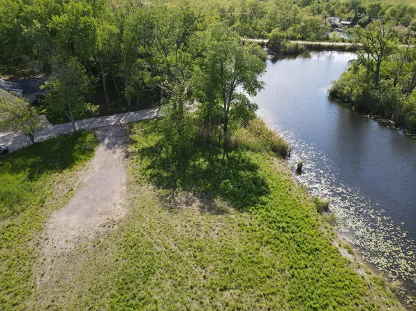 32733 Nikki Ln #18, Wilmington, IL 60481