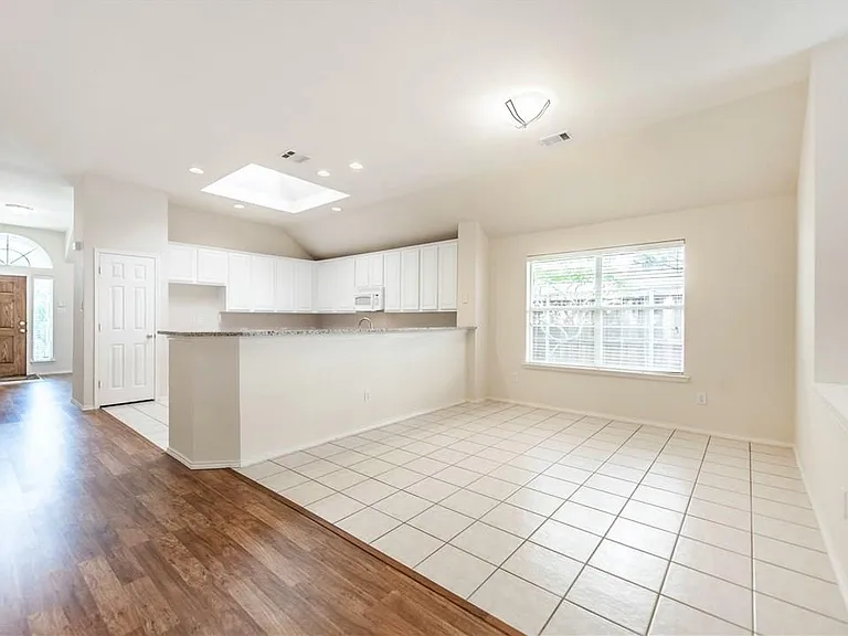2424 Brycewood Ln — Photo 8