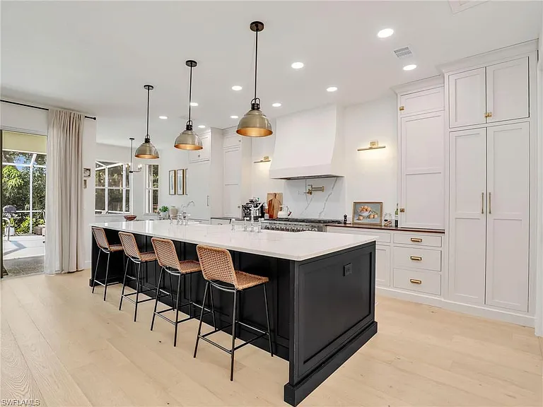 Kitchen island