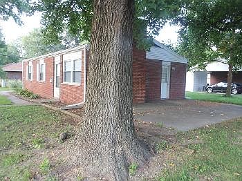 2nd image of 3100 Ash Ave