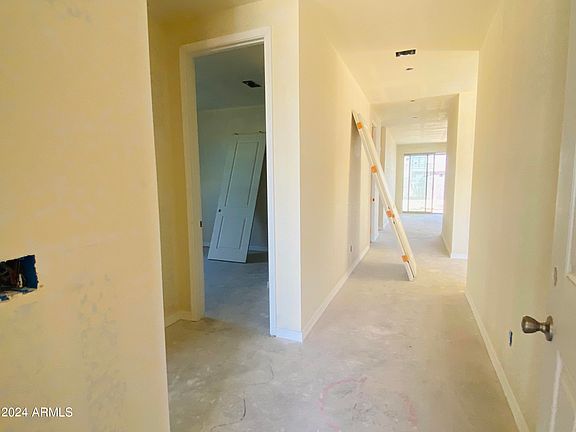 3rd image of 2445 E CY Avenue