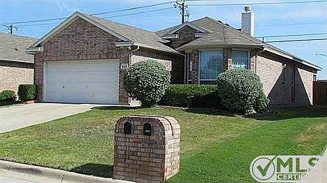 4th image of 624 Caravan Dr