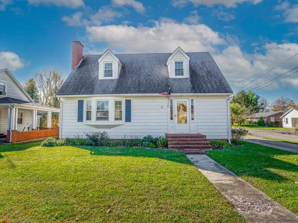 5 Bath Ave, Owingsville, KY 40360