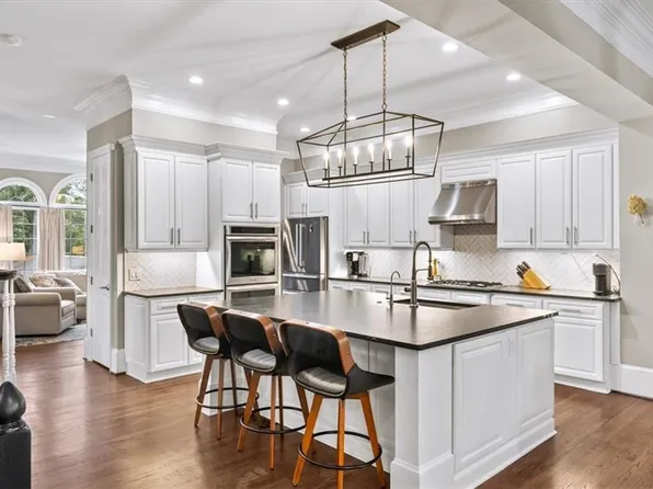 2606 Brookhaven Chase Ln NE, Atlanta, GA 30319