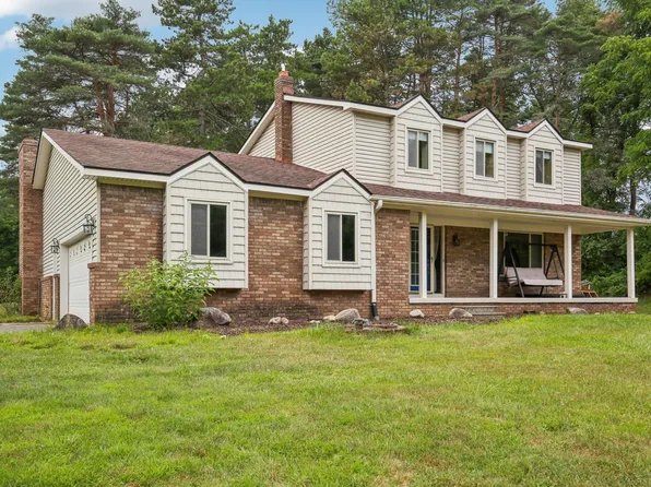 10951 Terrace Rd, Holly, MI 48442