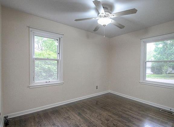 4th image of 9105 Western Hills Dr