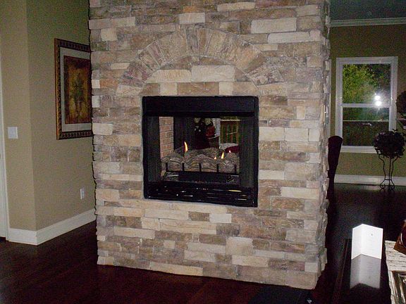 good flow between rooms