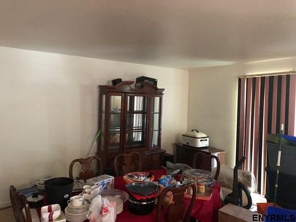 5th image of 39-43 Grove Ave