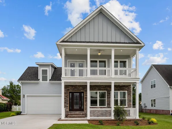 604 Willbrook Circle, Sneads Ferry, NC 28460