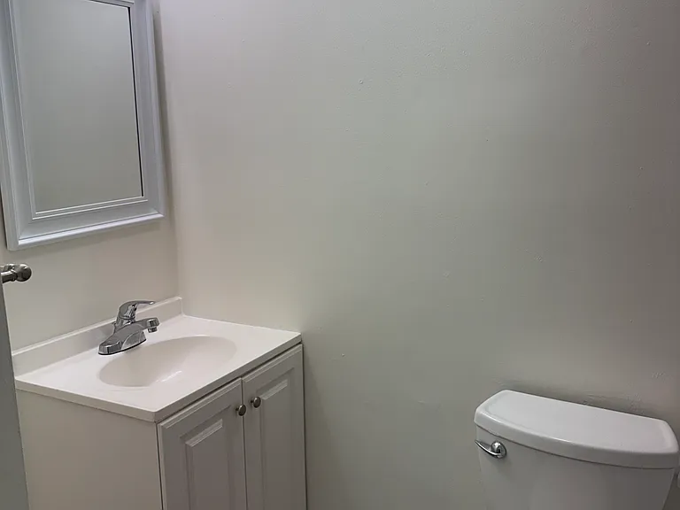 532 N Easton Rd #204 — Photo 9