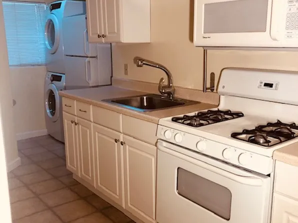 638 Laine St APT A, Monterey, CA 93940