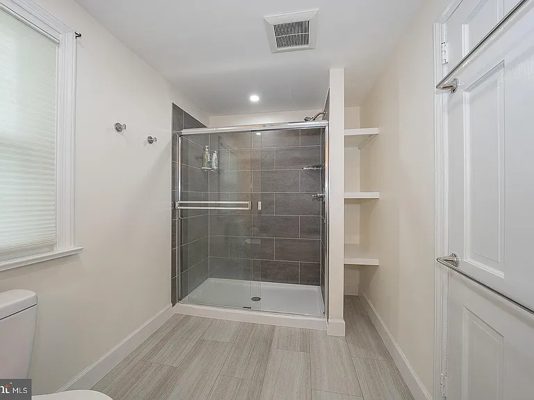 538 Conestoga Rd — Photo 22