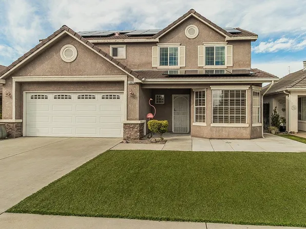1885 Backowski Ave, Clovis, CA 93611