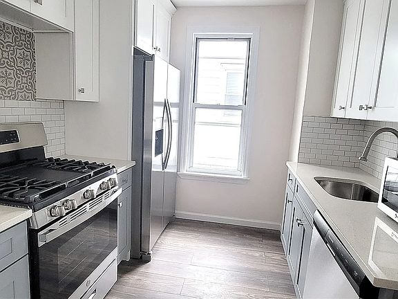 2nd image of 23-27 27th St #2