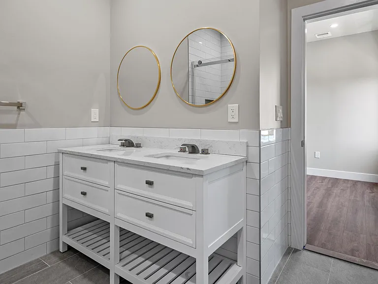 77 E Pastorius St #6 — Photo 6