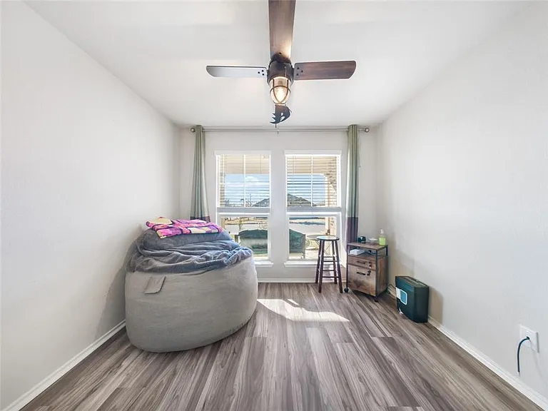 137 Hematite Ln #1 — Photo 8
