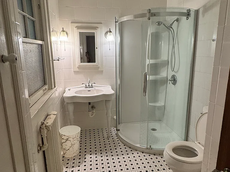 511 N Fess Ave #5 — Photo 5