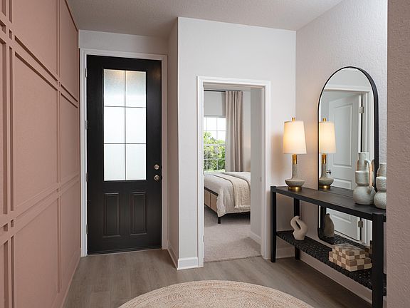 Hennersby Hollow - Wyatt Interior Image 2