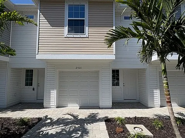 2523 6th Avenue Dr E, Bradenton, FL 34208