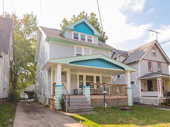 3rd image of 12004 Continental Ave