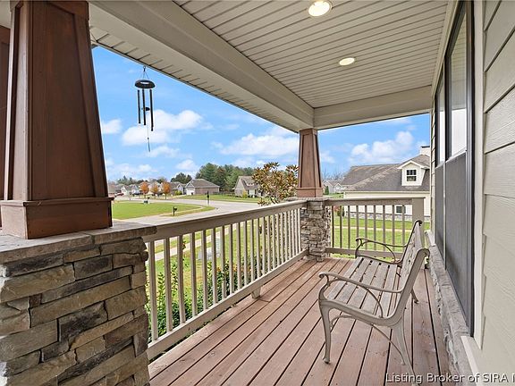 4th image of 3401 Naples Way