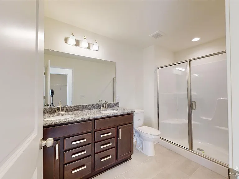 2725 Bristol Ridge Dr — Photo 14